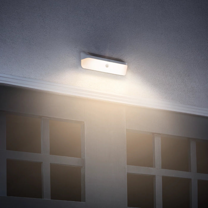 Ring Smart Lighting – Wall Light | Solar (Bridge required)